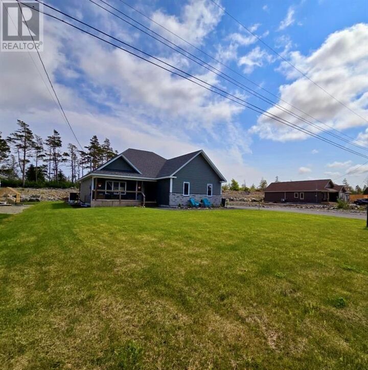 47 Jack Pine Drive — photo 1