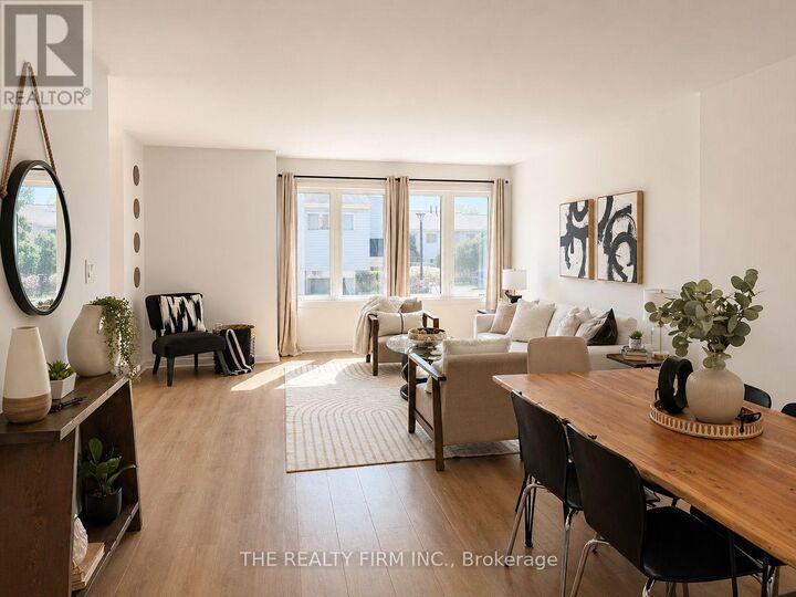 Property Photo:  700 Osgoode Drive 60  ON N6E 2H1 