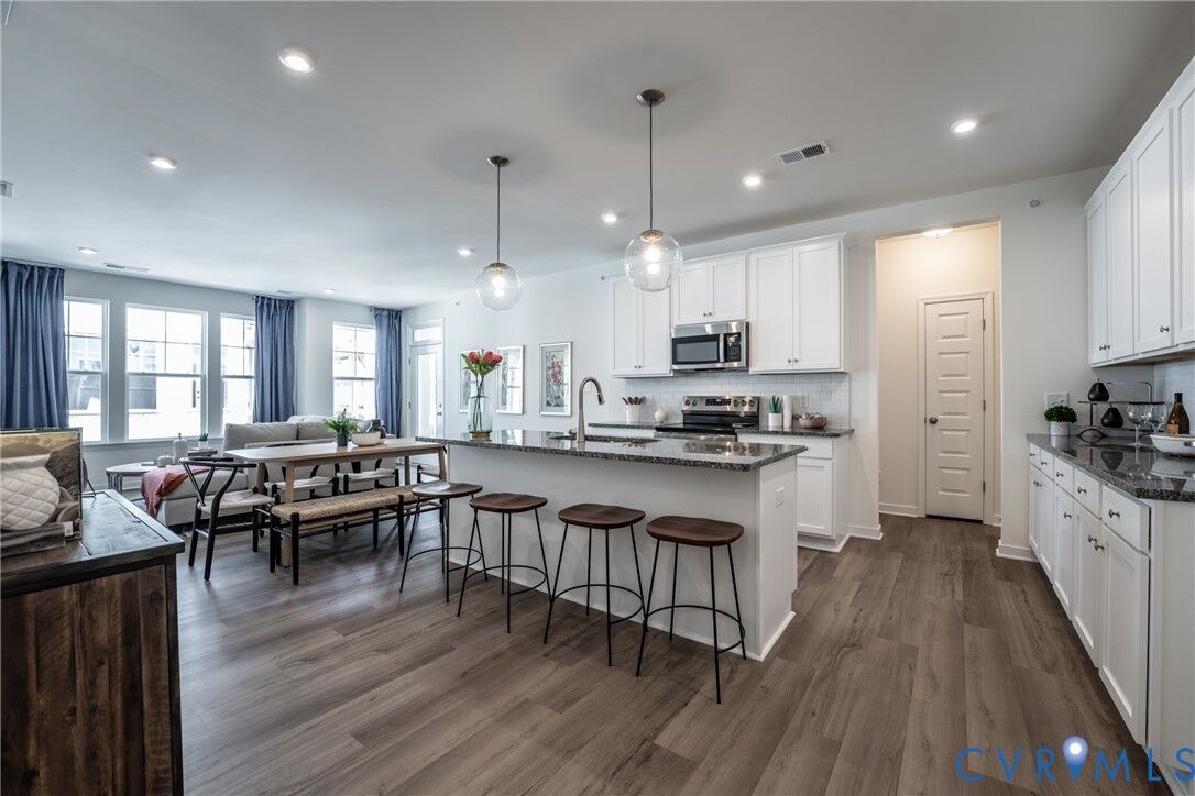 Property Photo:  5313 Twisting Vine Lane 204  VA 23059 