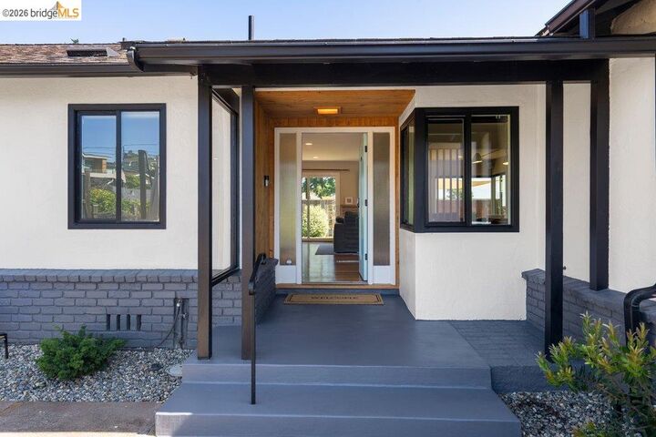 Property Photo:  8618 Edgehill Court  CA 94530 