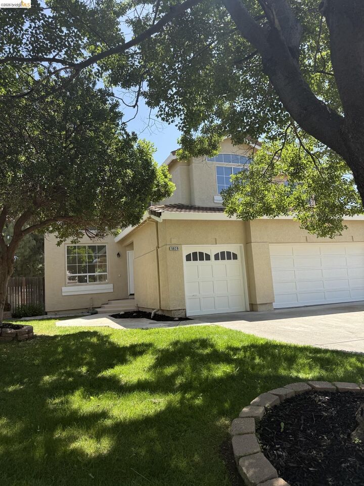 Property Photo: 5029 Bridle Way CA 94531