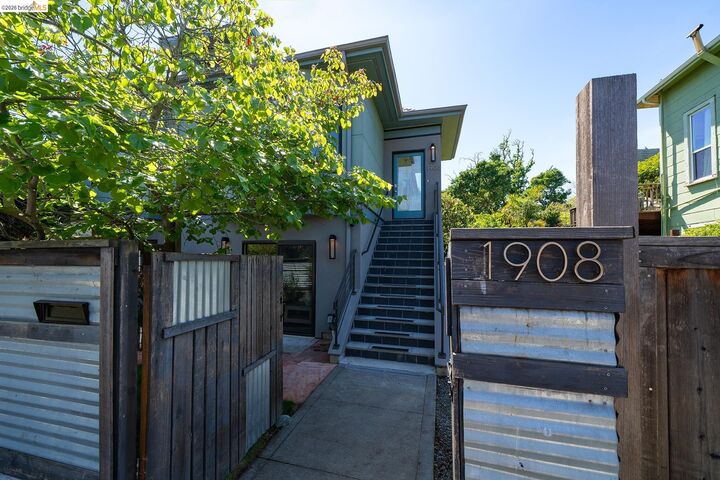 Property Photo:  1908 Tenth St  CA 94710 