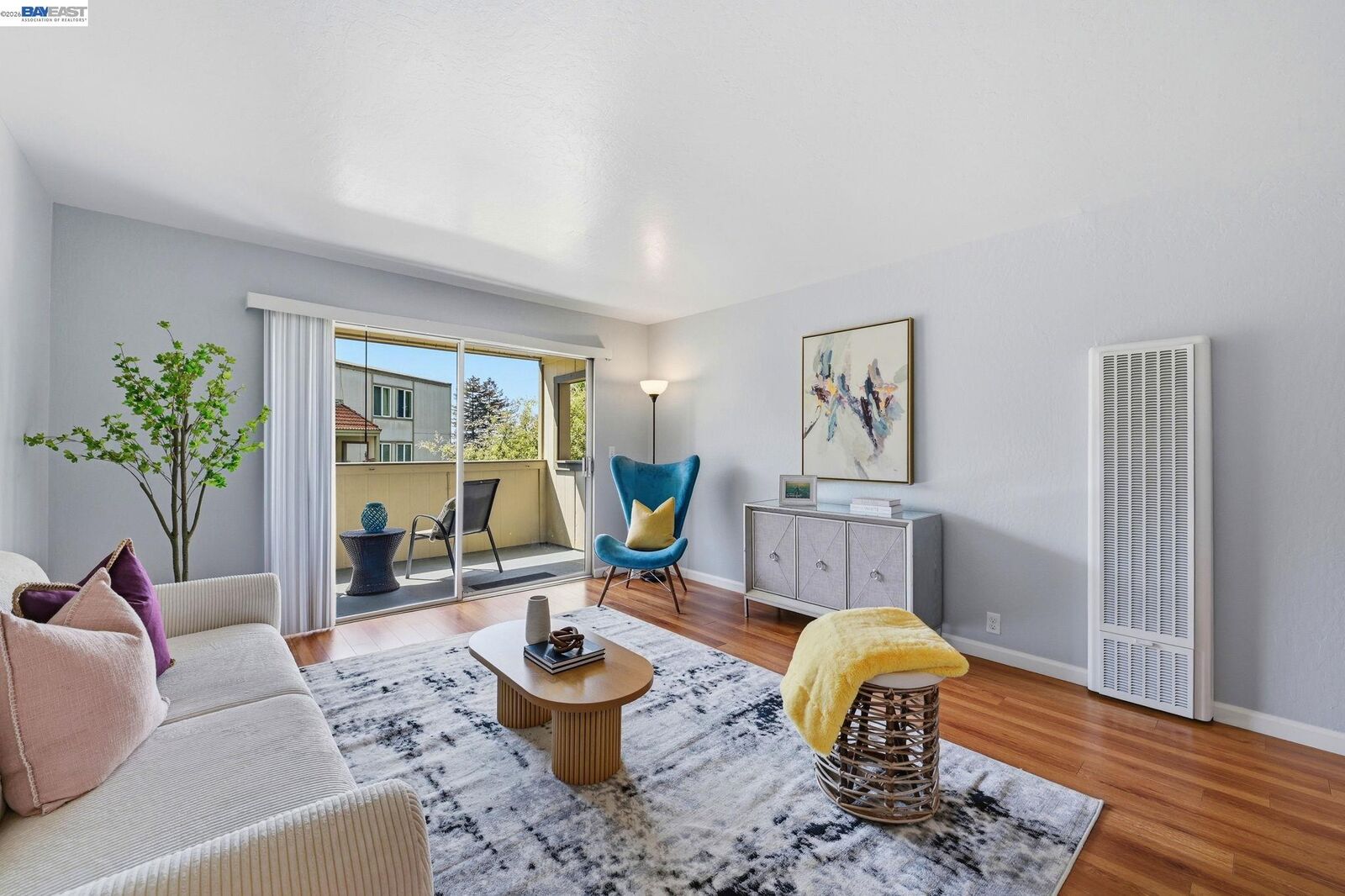 Property Photo:  1510 E St 23  CA 94541 