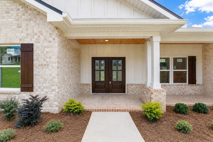 Property Photo:  2462 Hammock Lane  FL 32536 