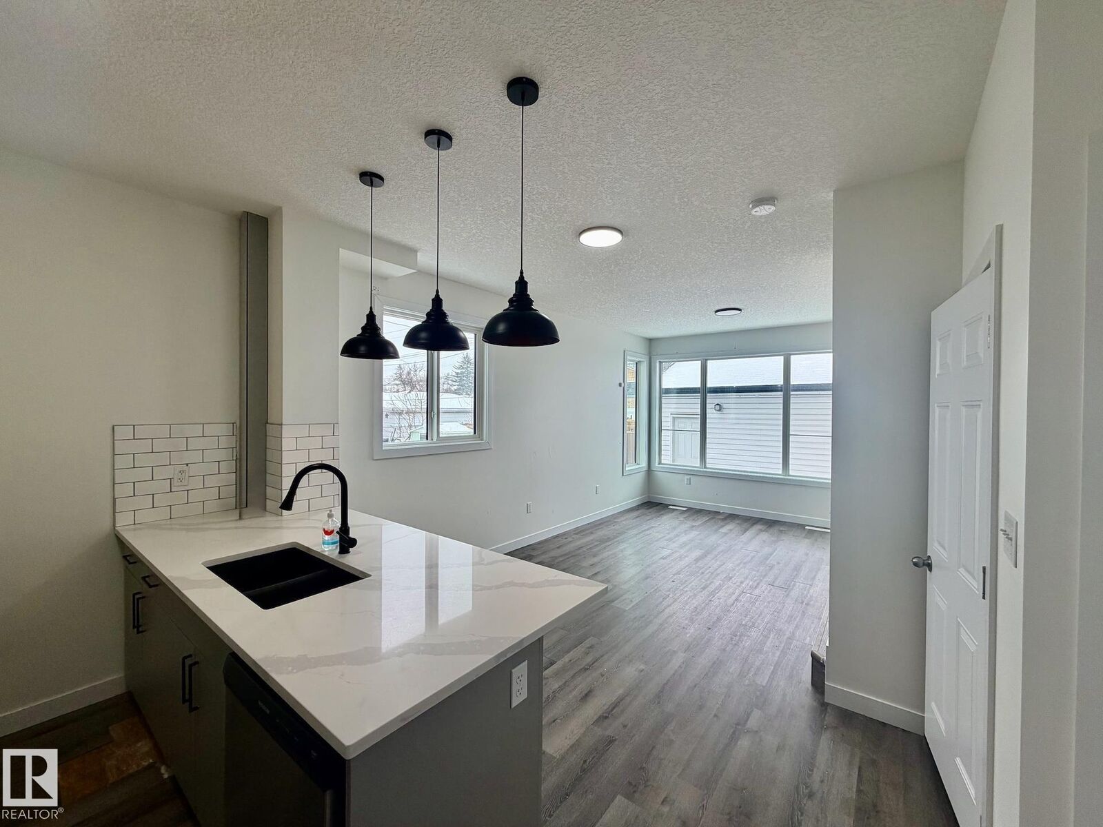 Property Photo: 11234 95 Street NW Upper AB T5G 1K9