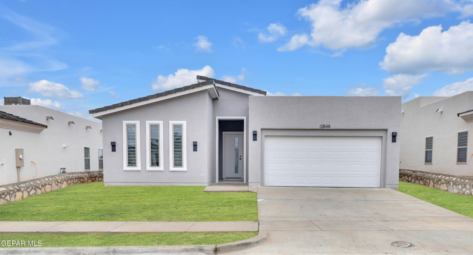 Property Photo:  858 Harpendem Drive  TX 79928 