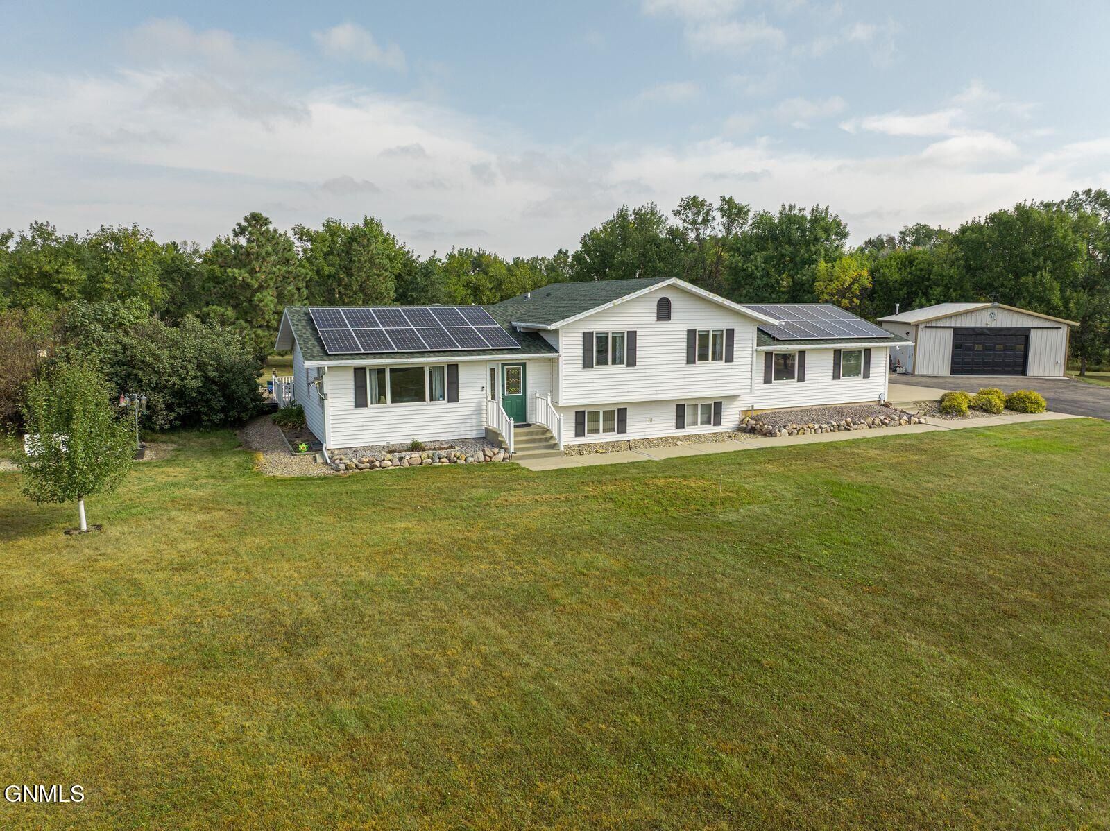 Property Photo:  9120 Wentworth Drive  ND 58503 