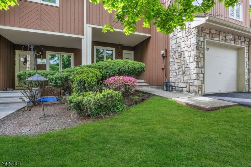 Property Photo:  109 Bond St  NJ 08807 