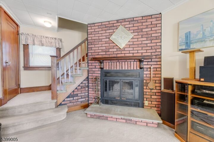 Property Photo: 80 Garfield Pl NJ 07512