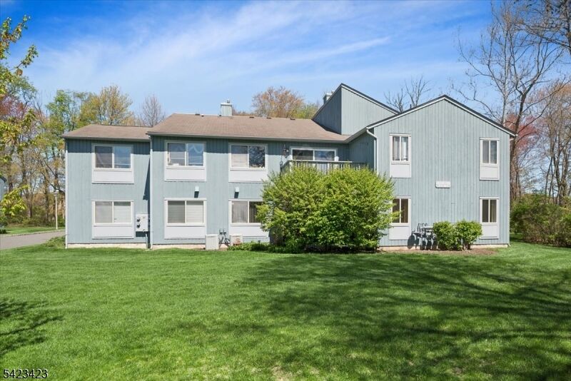 Property Photo:  73 Drake Ln 73  NJ 07852 