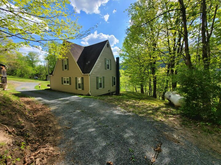 Property Photo:  138 Ralph Kelley Ln  WV 25977 