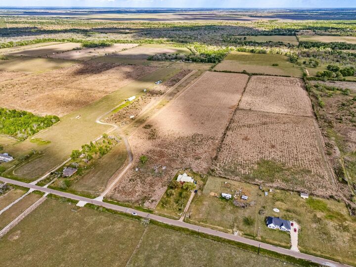 Property Photo:  2161 County Road 227  TX 77435 