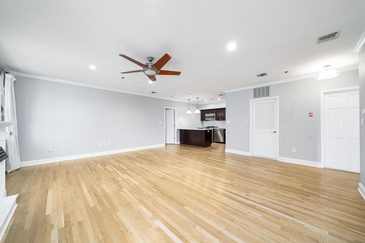 Property Photo:  452 2nd St 6  NJ 07030 