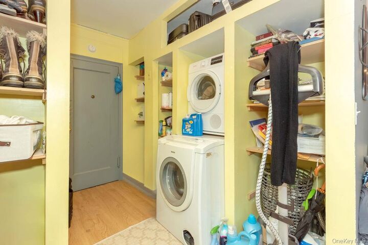Property Photo:  151 Centre Avenue 4B  NY 10805 