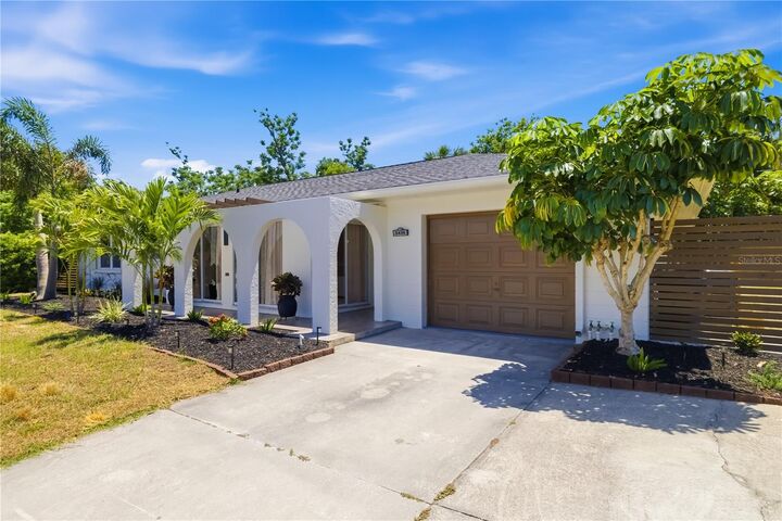 Property Photo: 2436 Goldenrod Street FL 34239
