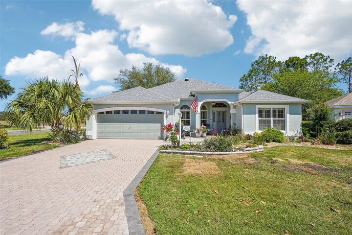 Property Photo: 2837 Grant Way FL 32162