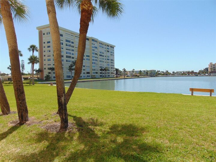 Property Photo:  4775 Cove Cir Circle N 104  FL 33708 