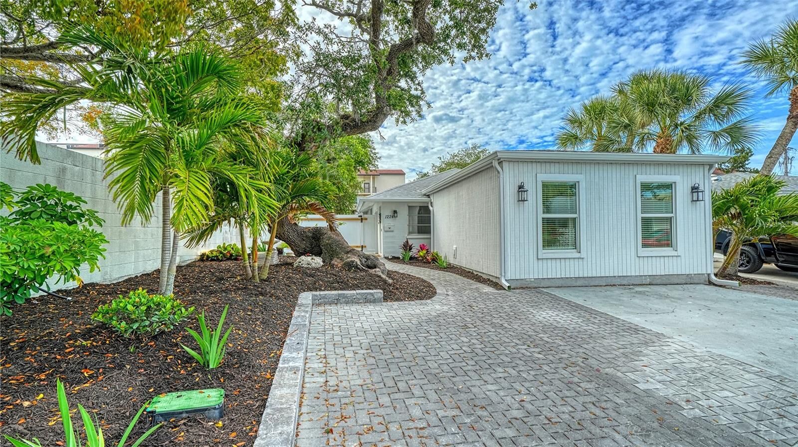 Property Photo: 1224 Moonmist Circle S-3 FL 34242