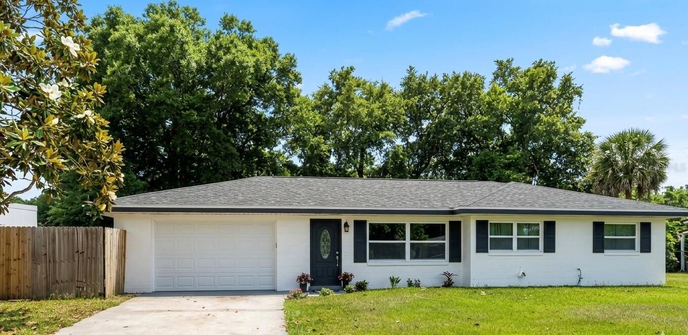 Property Photo:  3521 Shirley Drive  FL 32703 