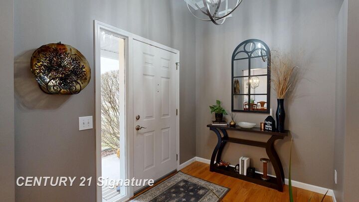 Property Photo:  2400 Marlene Drive  MI 48473 