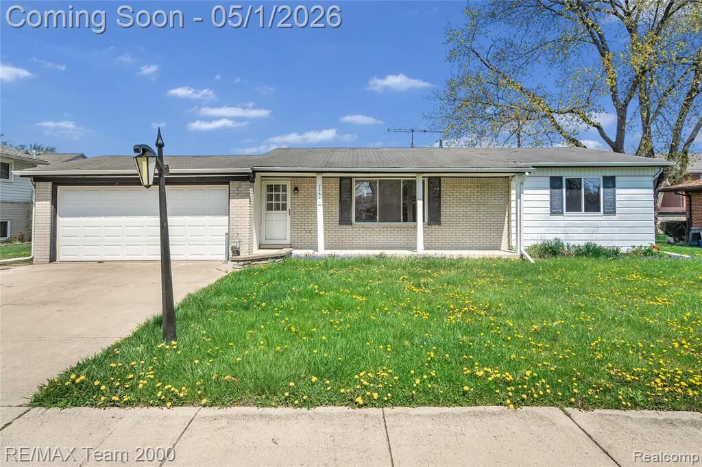 Property Photo:  23611 Aviva Street  MI 48035 1900 