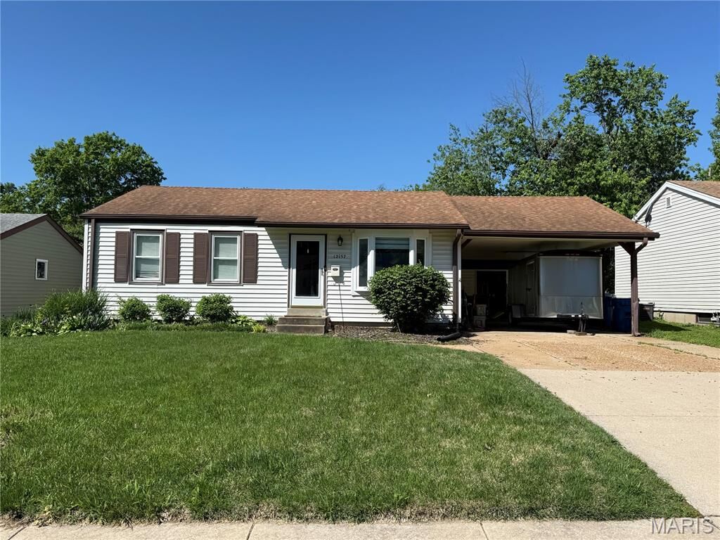 Property Photo:  12157 Bennington Place  MO 63043 