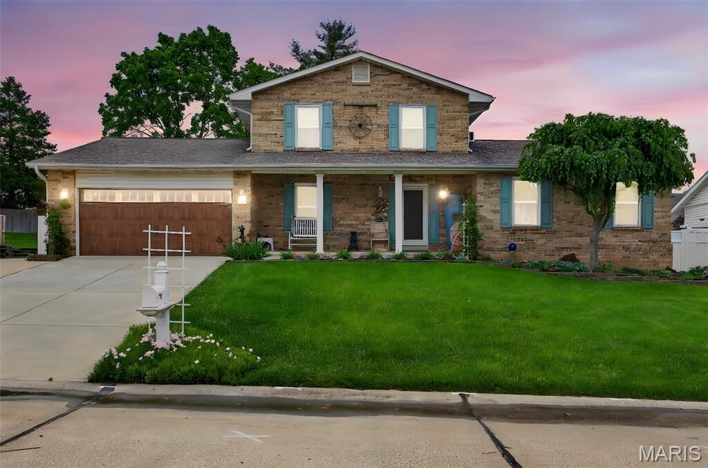 Property Photo:  1422 Cobblestone Drive  MO 63304 
