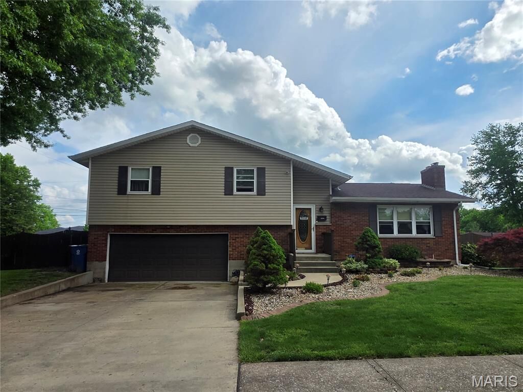 Property Photo:  3104 Colgate Place  IL 62040 