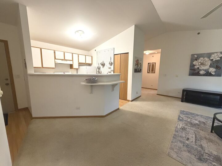 Property Photo: 300 Cunat Boulevard 3B IL 60071