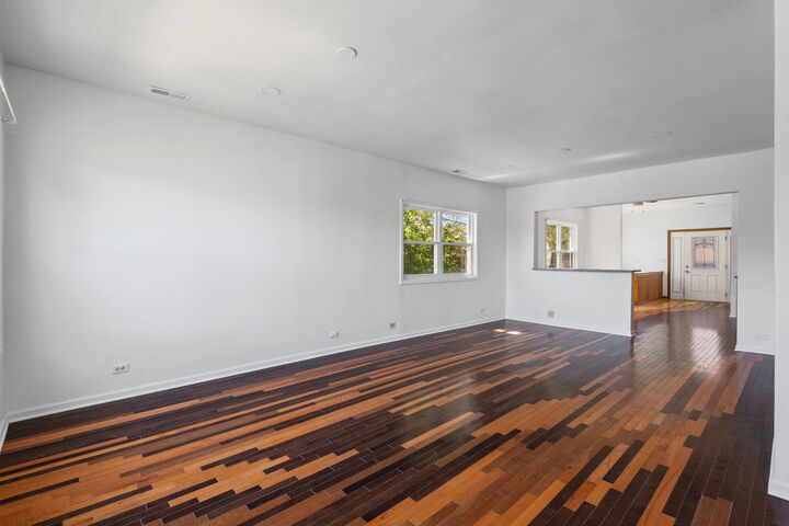 Property Photo:  5230 S Lockwood Avenue  IL 60638 