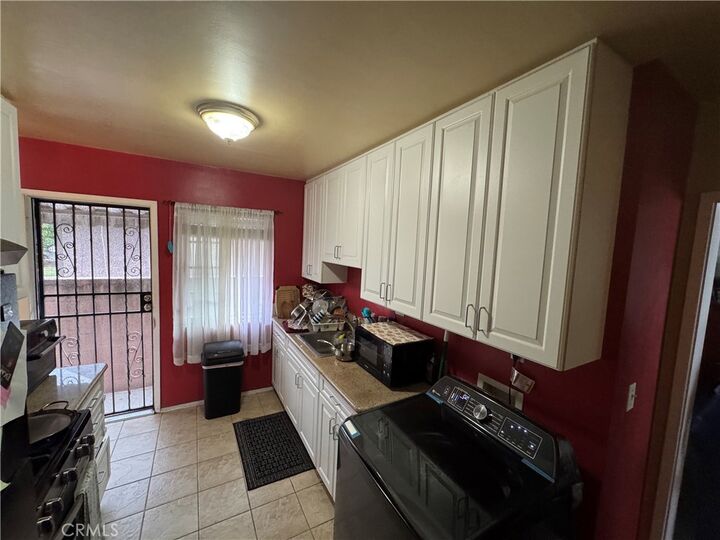 Property Photo:  658 Oakford  CA 90022 