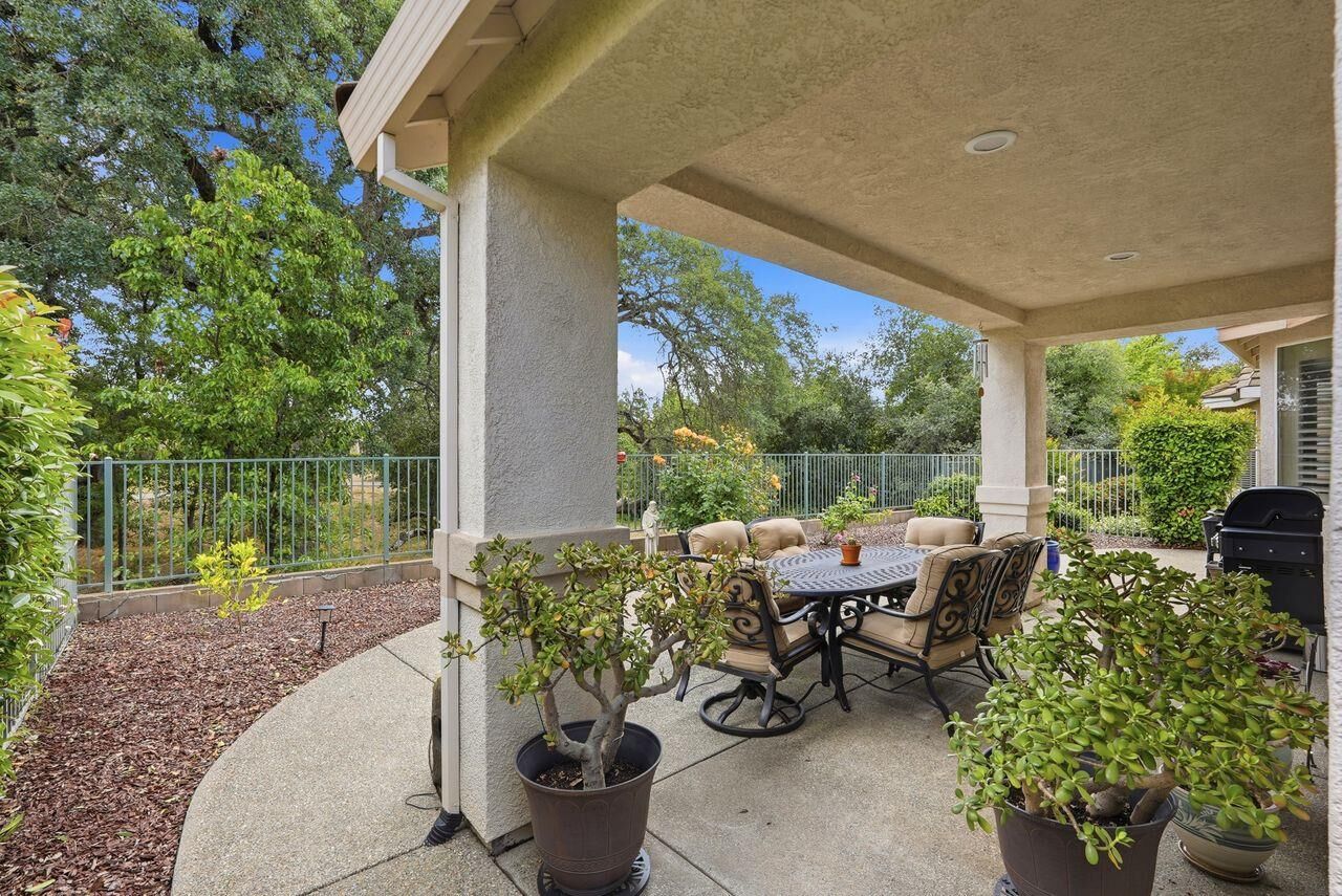 Property Photo:  6048 Whisperlodge Way  CA 95747 