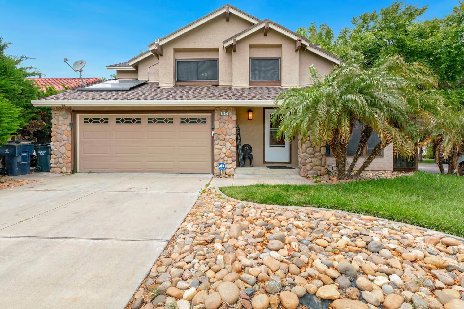 Property Photo:  1705 Partridge Lane  CA 95376 