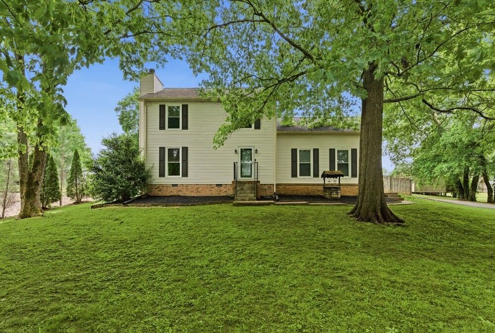 Property Photo:  302 Andes Dr  TN 38401 