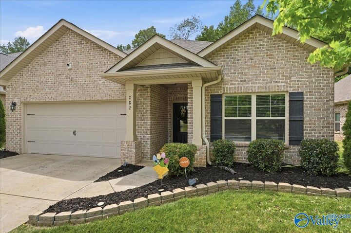 Property Photo:  282 Falcon Ridge Drive  AL 35761 