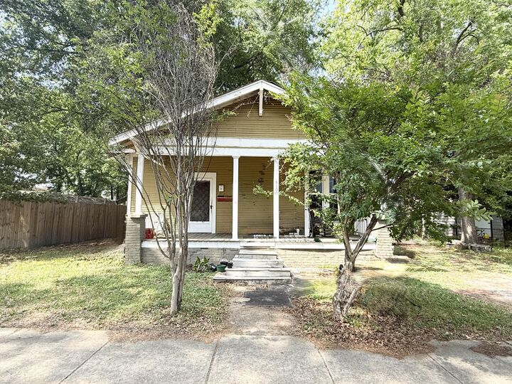 Property Photo:  410 Elliott St.  MS 38804 