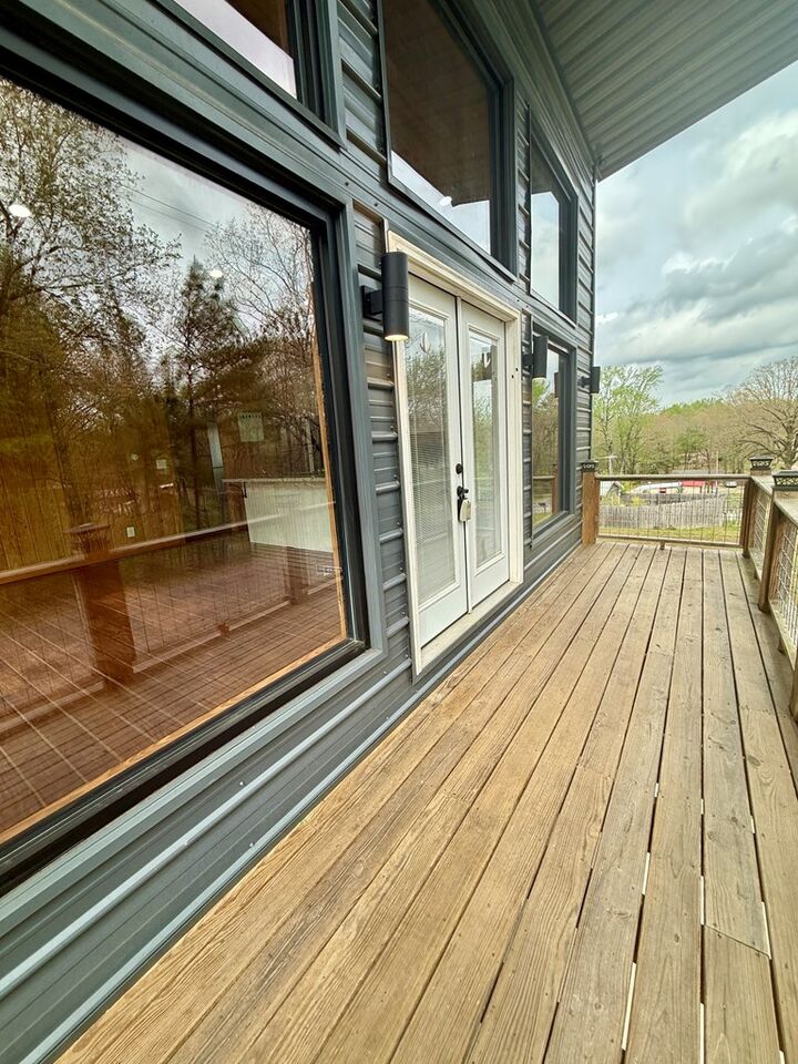 Property Photo:  131 Camille St  MS 38666 
