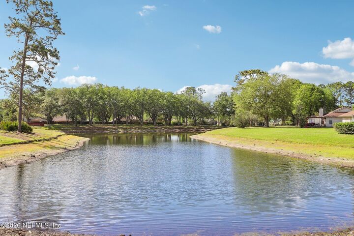 Property Photo:  8869 Country Bend Circle  FL 32244 