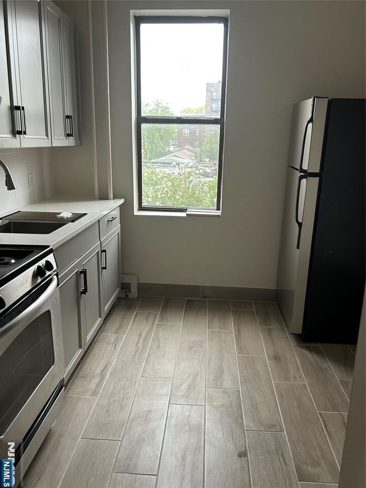 Property Photo:  7111 Palisade  NJ 07047 