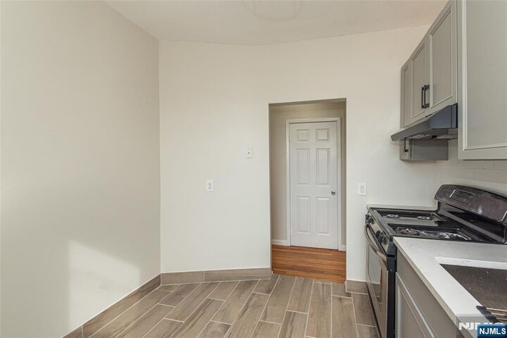 Property Photo:  7111 Palisade  NJ 07047 