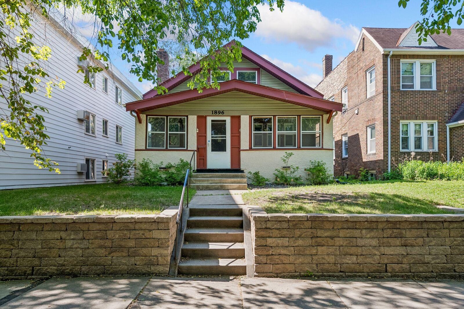 Property Photo:  1896 Grand Avenue  MN 55105 