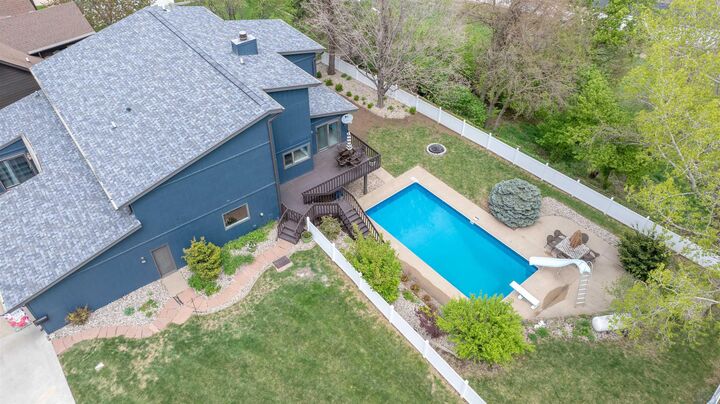 Property Photo:  1621 Hiawatha Trail  IA 51104 