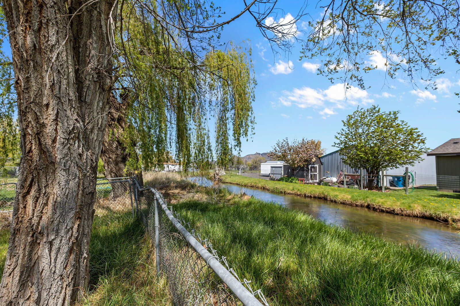 Property Photo:  847 C Avenue  OR 97760 