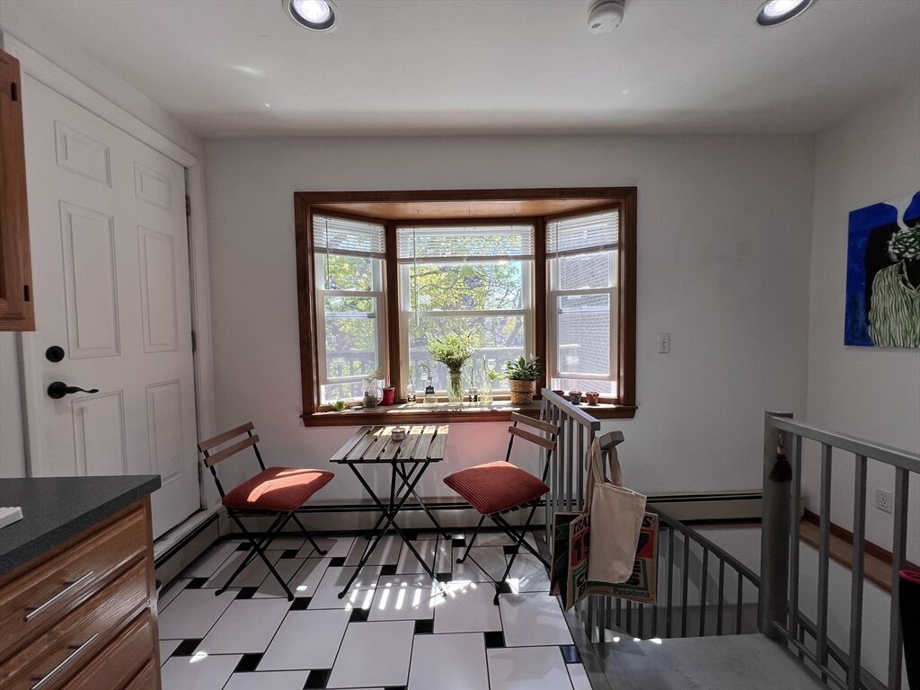 Property Photo:  703 E Broadway 2  MA 02127 