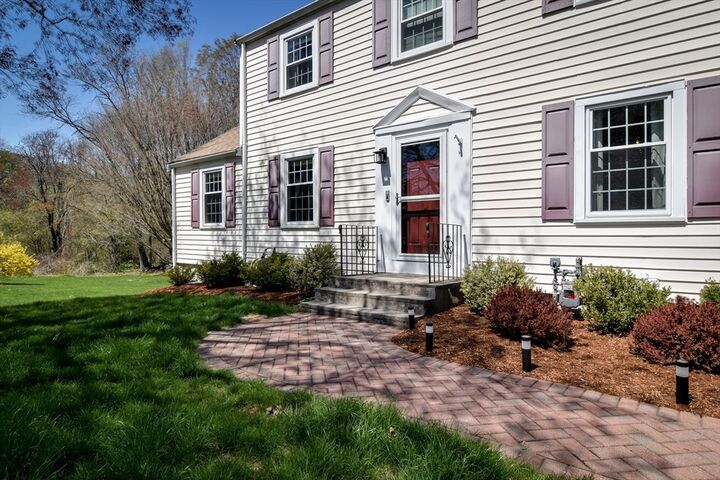 Property Photo:  15 Maple Lane  MA 01702 