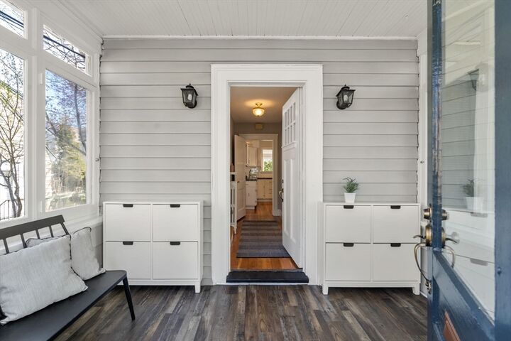 Property Photo:  156 Waverly Street  MA 02476 