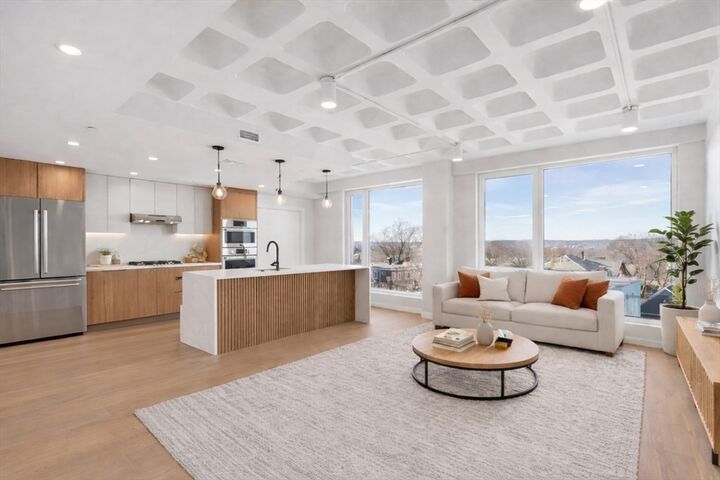 Property Photo:  125 Lowell Street 503  MA 02143 