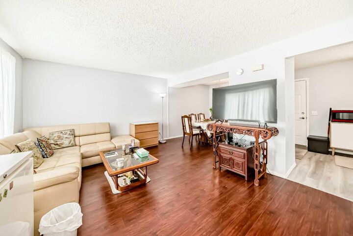 Property Photo:  405 64 Avenue NE 103  AB T2K 6J6 