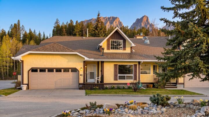 216 Three Sisters Drive 35 — photo 1