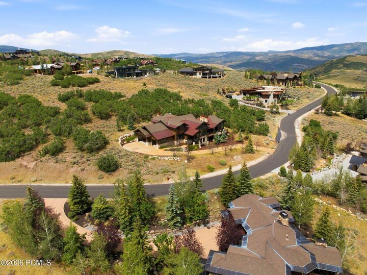 Property Photo: 8235 N Sunrise Loop UT 84098